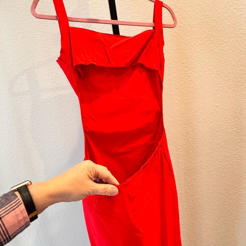 NWT PrettyLittleThing Vibrant Red Maxi Dress - Picture 6 of 9